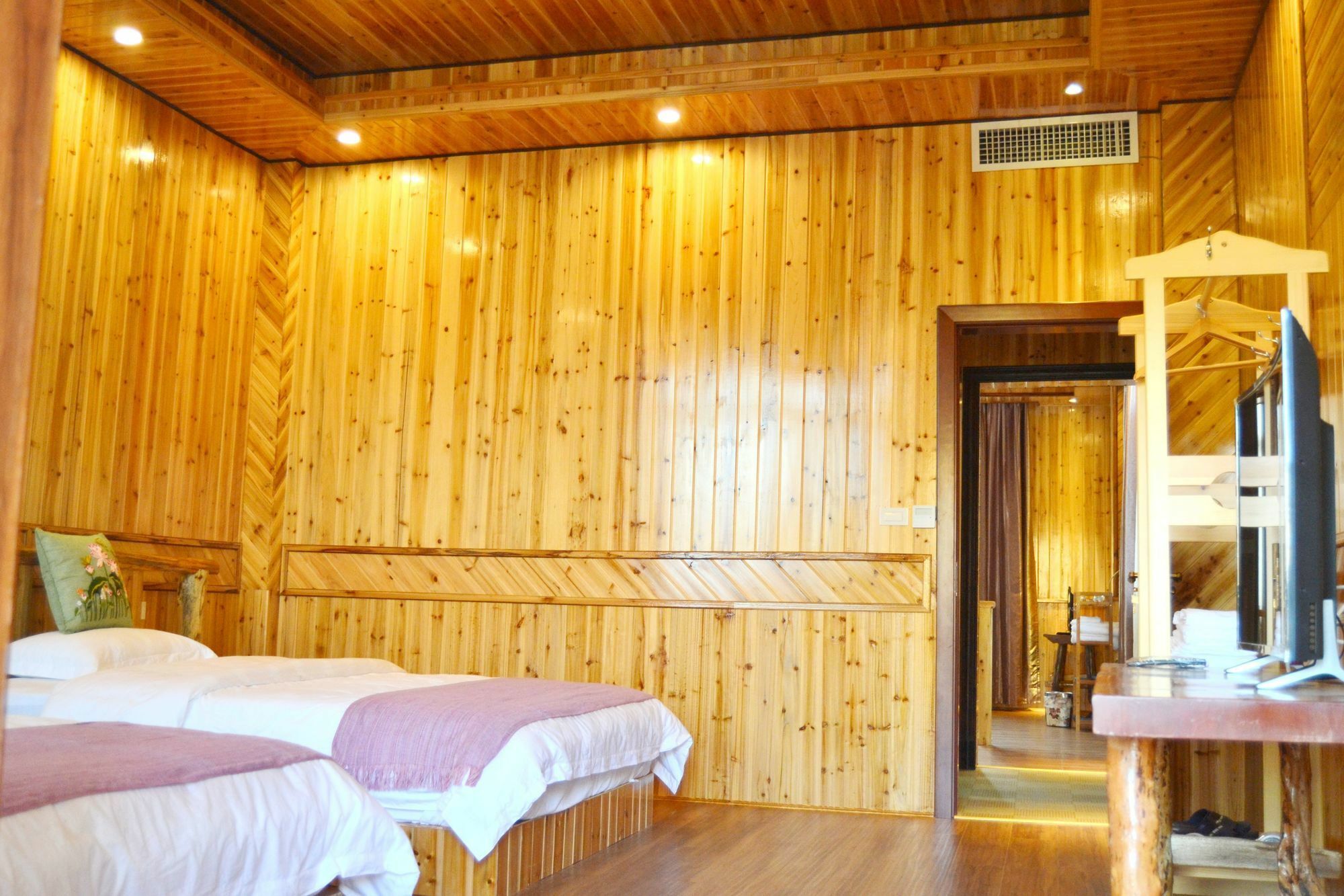 Long An Hotel Longsheng Exterior photo